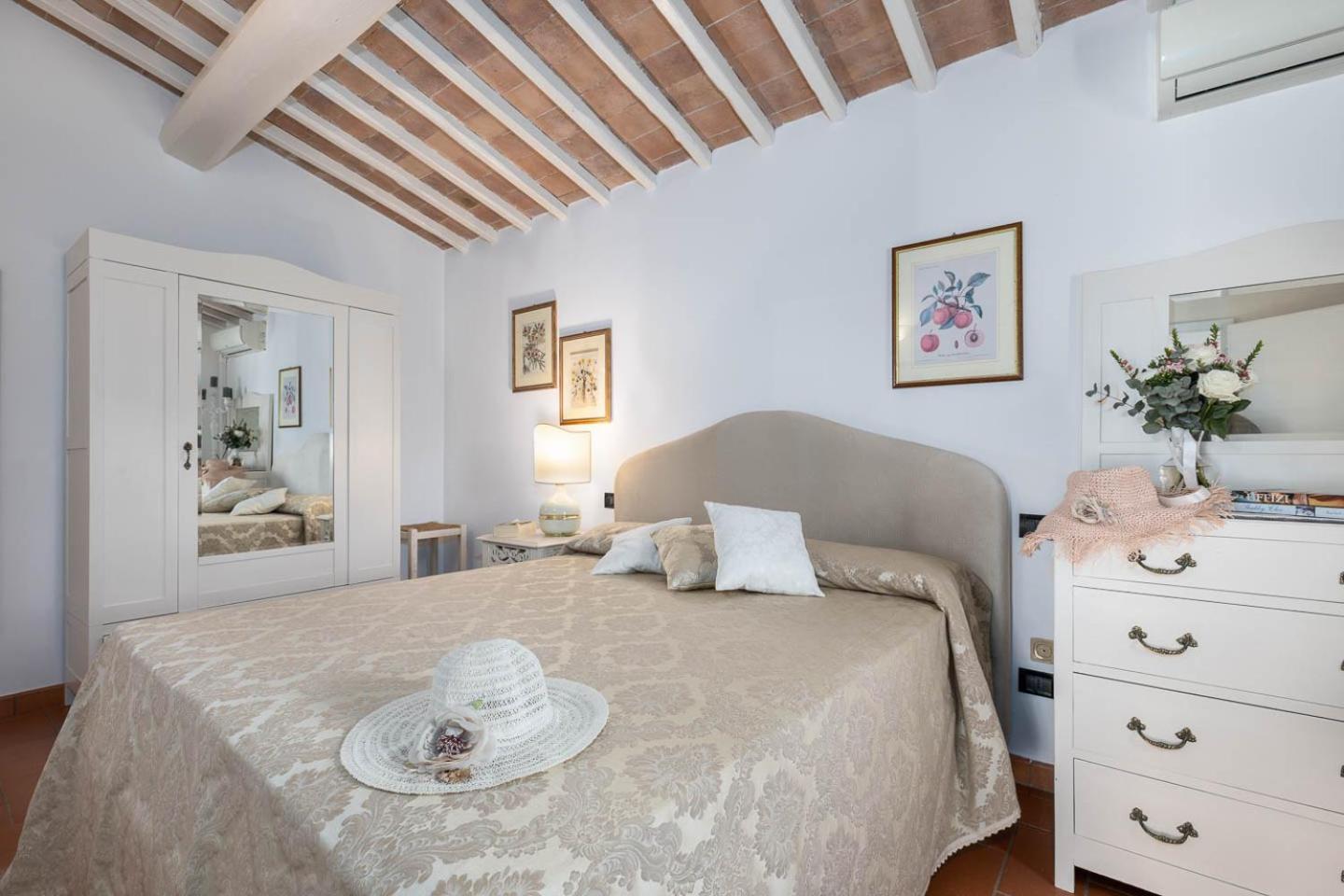 Relais Antico Borgo San Lorenzo ポッジボンシ エクステリア 写真